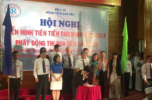 Bệnh viện Chợ Rẫy cam kết đổi mới hướng tới sự hài lòng cuả người bệnh