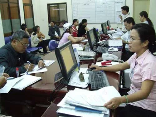 Khởi kiện doanh nghiệp nợ đọng BHXH trên 6 tháng
