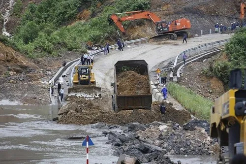 Mưa lũ ngày càng phức tạp, các địa phương phía Bắc khẩn trương ứng phó