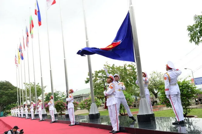  Lễ thượng cờ ASEAN tại TPHCM