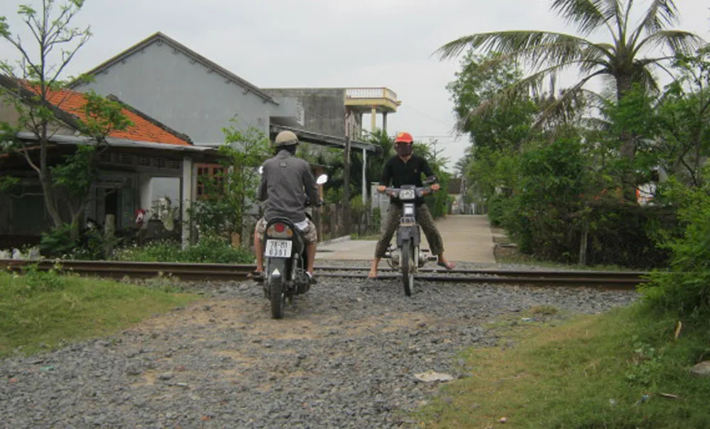 TPHCM: Tai nạn đường sắt tăng