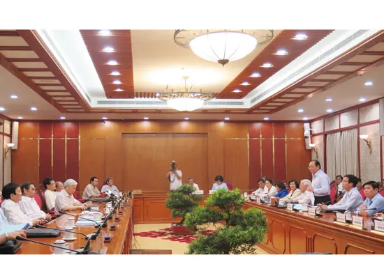 Bộ Chính trị làm việc với Ban Thường vụ Thành ủy TP.HCM về công tác Đại hội Đảng bộ Thành phố       