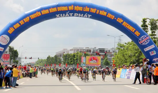 Nguyễn Nam Cực (Sài Gòn Velo) về nhất chặng 4