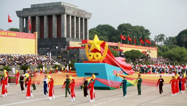 Lễ diễu binh, diễu hành kỷ niệm 70 năm Quốc khánh