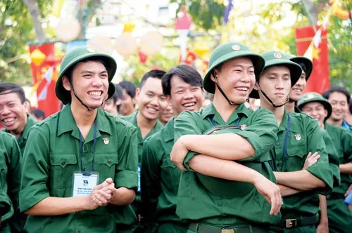 Sáng nay, 2.350 thanh niên thành phố sẵn sàng nhập ngũ  