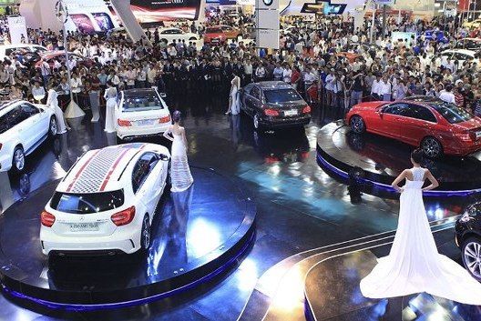 Ngày 28/10/2015:  Khai mạcTriển lãm ô tô Việt Nam 2015 tại TPHCM