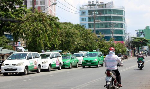 Doanh nghiệp chây ì giảm giá cước vận tải: người tiêu dùng thiệt hại nặng
