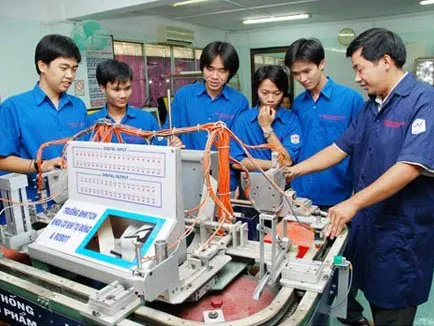 Đào tạo nghề gắn với chuyển dịch cơ cấu kinh tế và xây dựng nông thôn mới