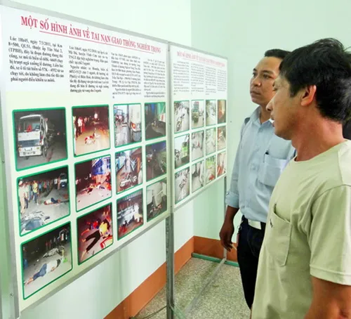 Đảm bảo quyền được tiếp cận thông tin chính đáng của người dân
