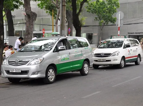 Các hãng taxi không tăng giá cước !