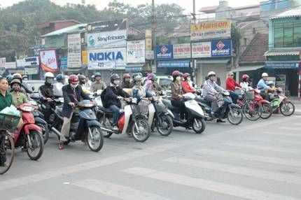 “Đối thoại cùng chính quyền thành phố” tháng 9/2015 với chủ đề “An toàn giao thông”