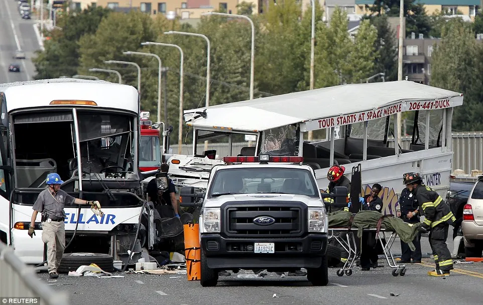 4 sinh viên người Việt nhập viện trong vụ tai nạn xe buýt ở Mỹ