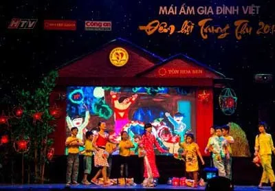 Ấm áp Đêm rằm Trung thu cho trẻ em cơ nhỡ