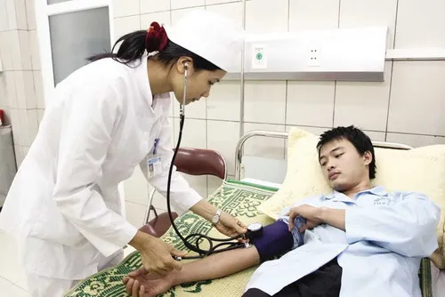 Tạo niềm tin để người dân đến với y tế cơ sở