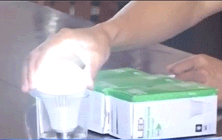 Video về chiêu lừa đảo bán bóng đèn Led 1 triệu đồng