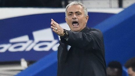 HLV Mourinho: Tôi không từ chức