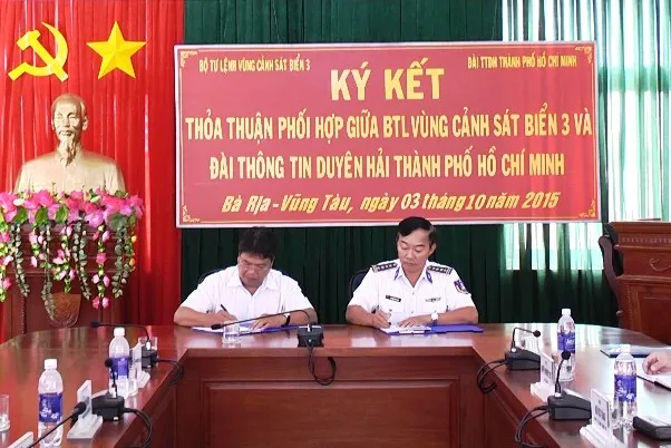 Phối hợp trao đổi thông tin tìm kiếm cứu nạn trên biển