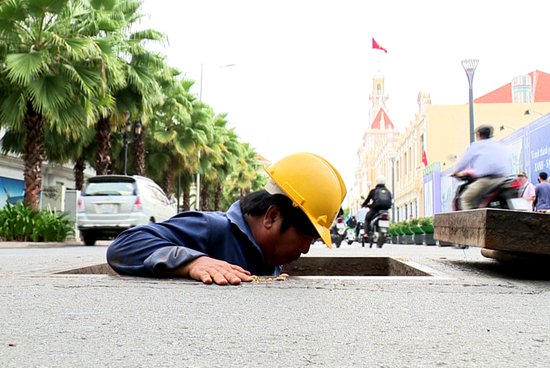 TPHCM: tổng lượng mưa tăng kết hợp với triều cường gây ngập nhiều tuyến đường