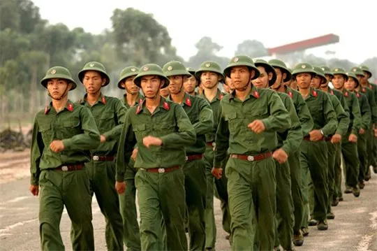Góp ý luật quân nhân chuyên nghiệp và công nhân, viên chức quốc phòng
