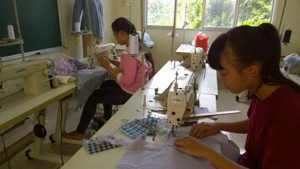 Khi doanh nghiệp và người lao động bắt tay né BHXH