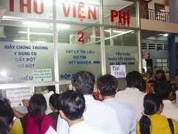 Cuối tháng 11 viện phí sẽ tăng