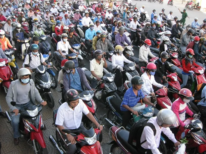 TP.HCM tiếp nhận đăng ký mới 100 ô tô, 1.000 xe mô tô, gắn máy/ngày