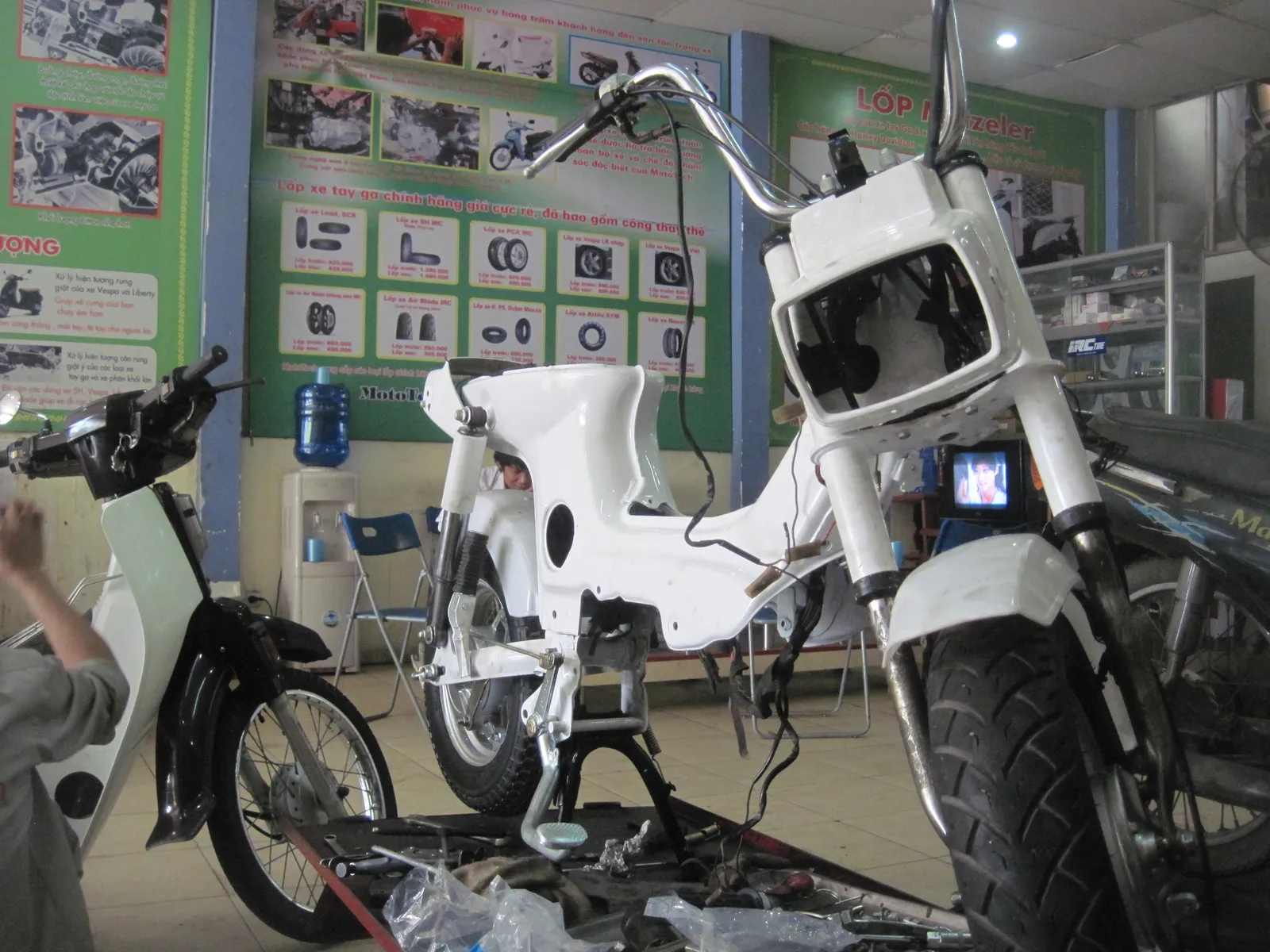 Điểm tin 24 giờ - 20/10/2015: Công an mật phục ghi hình tại các lò độ xe