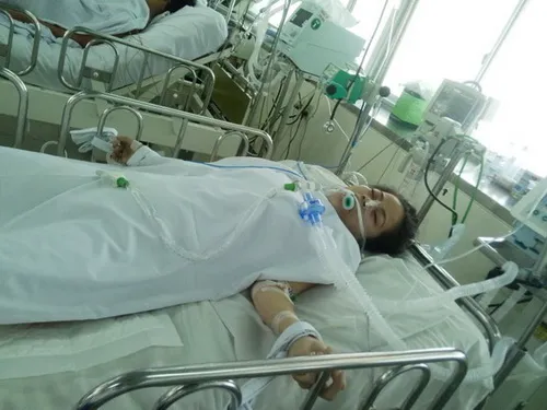 Thăm công nhân bị tai nạn lao động