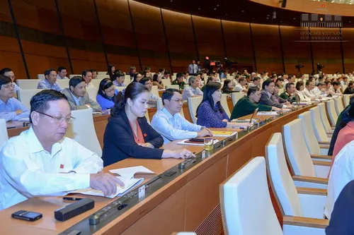 Điểm tin 24 giờ - 11/11/2015: Quốc hội thông qua dự toán ngân sách Nhà nước