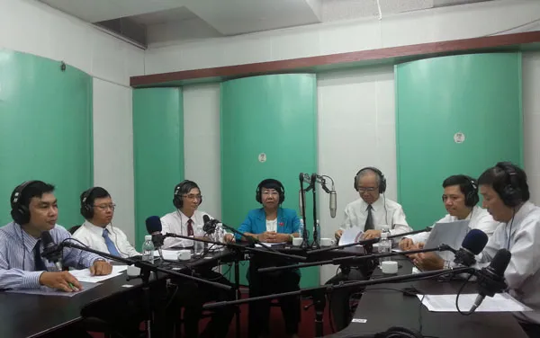 Chương trình đối thoại cùng chính quyền TP tháng 11/2015: “Giảm nghèo bền vững”
