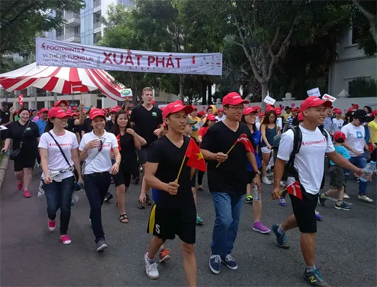 Đi bộ hưởng ứng chống biến đổi khí hậu