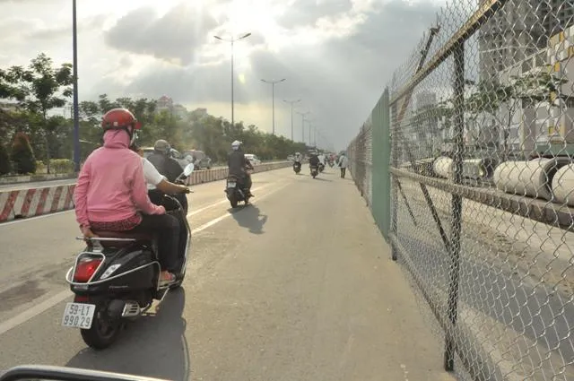 (Cảnh báo) Nguy cơ kẹt xe đầu tuần tại khu vực hai nữ sinh thiệt mạng do va chạm xe bồn