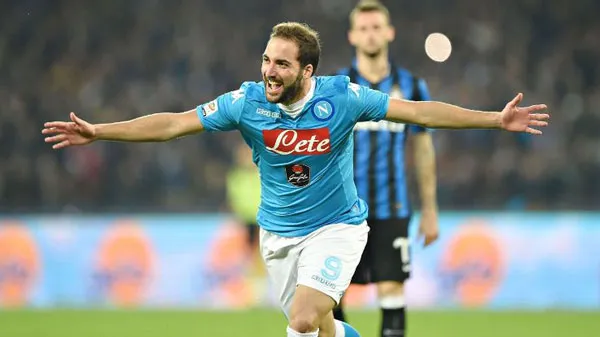 Kết quả bóng đá (1/12): Napoli hạ Inter, leo lên đầu bảng