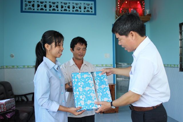 10 năm trao tăng hơn 33 ngàn mái ấm công đoàn 