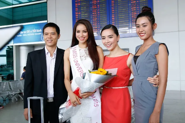 Hoa hậu Phạm Hương đến Mỹ dự tham dự vòng chung kết Hoa hậu Hoàn vũ 2015