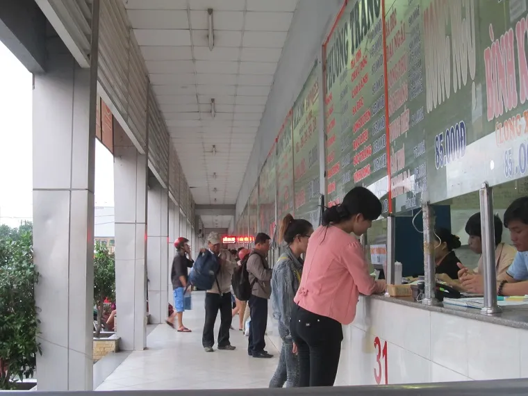 Tết dương lịch 2016: không thiếu xe