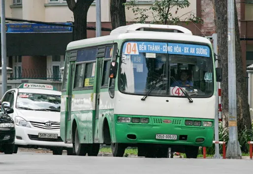 Tăng chuyến xe buýt trong dịp Tết Dương lịch 2016