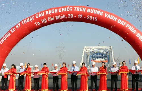 Thông xe kỹ thuật cầu Rạch Chiếc