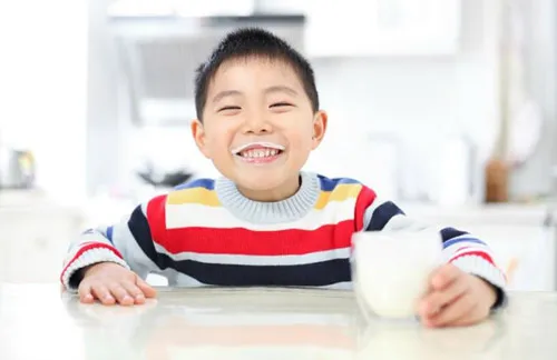 Đánh giá sữa giúp bé thông minh, ít ốm vặt