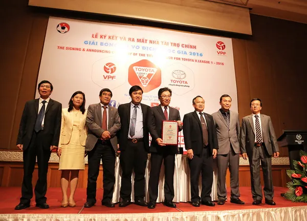 Mùa bóng V-League 2016: Chờ những làn gió mới