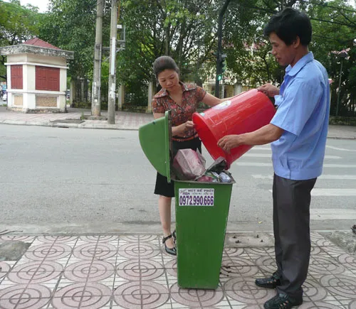 TPHCM yêu cầu các hộ dân không đổ rác trong hai ngày đầu năm mới