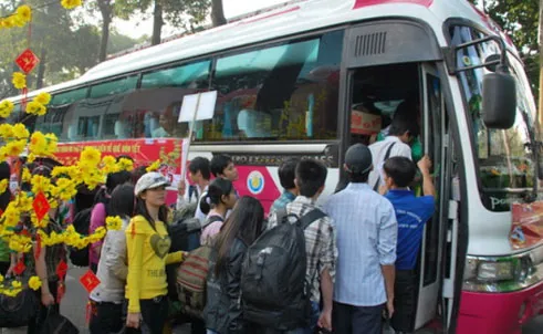 TPHCM: 10.000 vé xe Tết cho công nhân tại các KCX-KCN