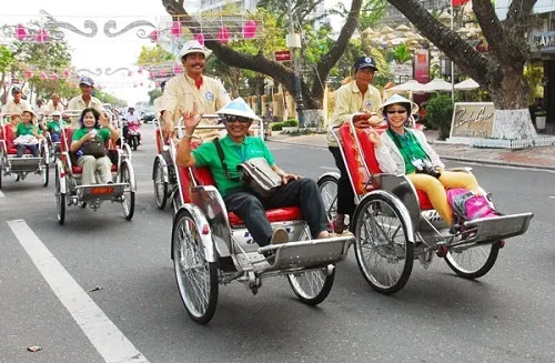 2015: Tổng Công ty du lịch Sài Gòn đón và phục vụ trên 2,2 triệu lượt khách du lịch