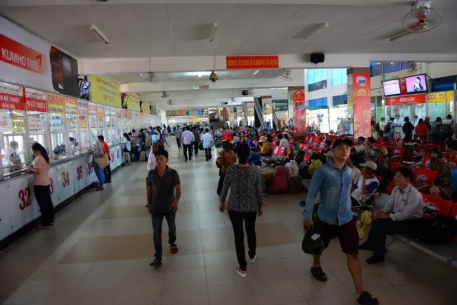 TPHCM: Đảm bảo đủ xe phục vụ người dân