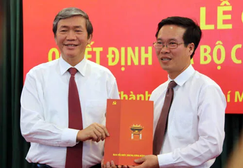 Công bố quyết định ông Võ Văn Thưởng làm Trưởng Ban tuyên giáo Trung ương