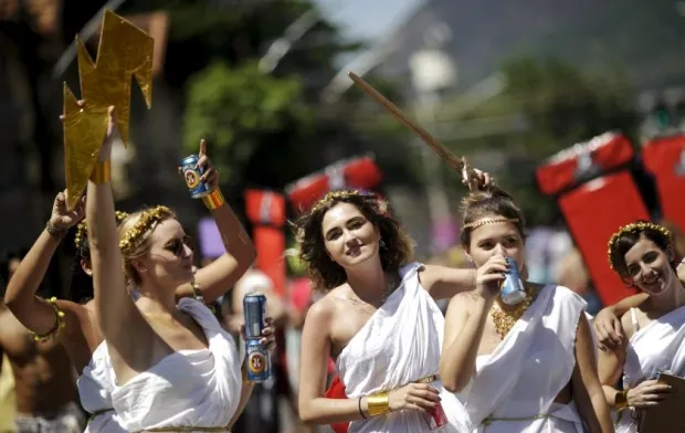 Brazil tưng bừng trong lễ hội Carnival bất chấp sự lây lan của virus Zika