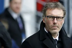 Laurent Blanc dập tắt tin đồn chia tay PSG