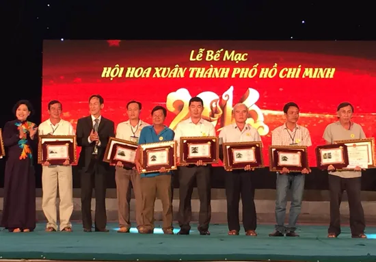 Hơn 700.000 lượt khách tham quan Hội hoa Xuân Bính Thân 2016