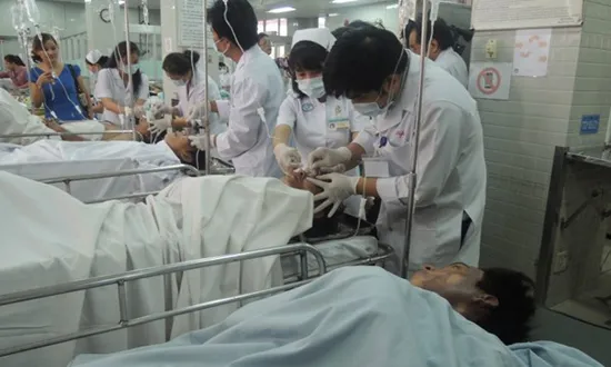 Tết Bính Thân, bệnh nhân nhập viện cấp cứu tăng