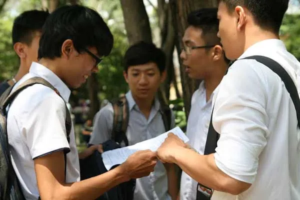 Tư vấn trực tuyến và giải đáp thắc mắc về kỳ thi THPT Quốc gia năm 2016
